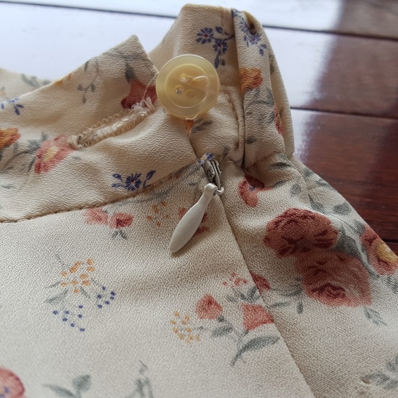 Vintage Cortland Petite Floral Skirt 💕💕💕 - Picture 5 of 8